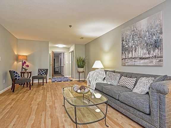 3rd image of 44 Brian Dr APT C
