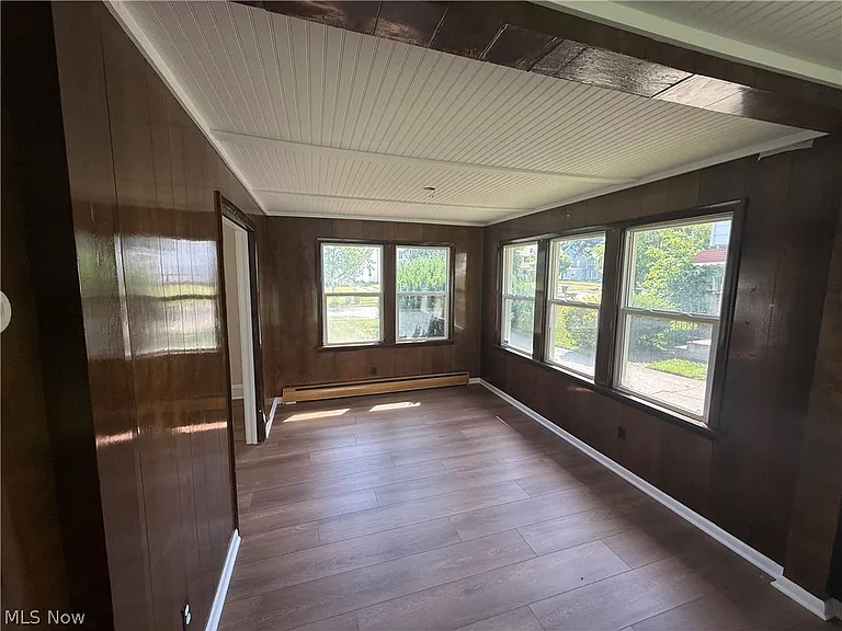 3012 Albion Rd — Photo 9