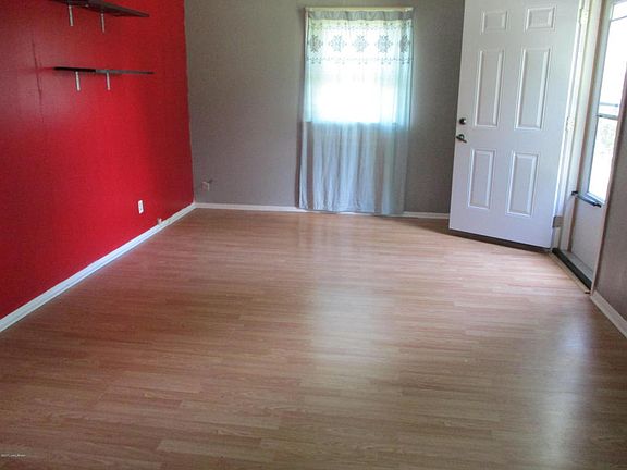 3rd image of 1885 Bogard Ln