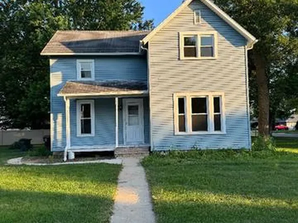 262 W Myrtle St, Herscher, IL 60941