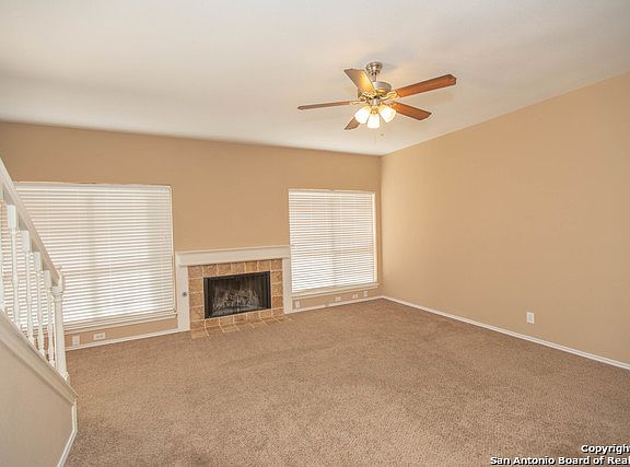 5th image of 4227 Clear Lake Dr