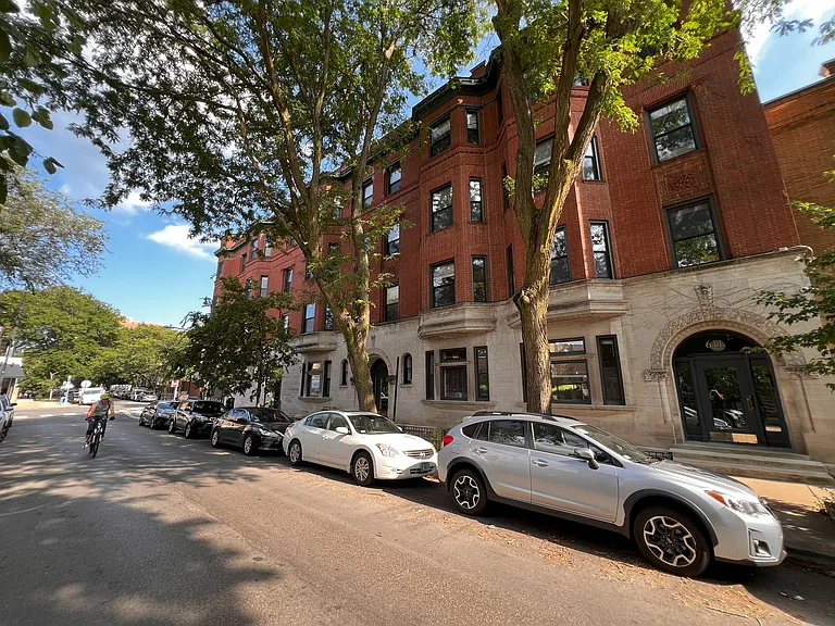 609 W Oakdale Ave #41 — Photo 18