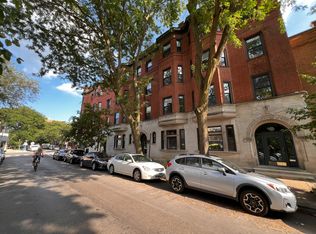 607 W Oakdale Ave #44, Chicago, IL 60657