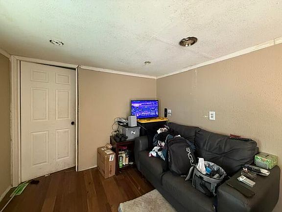 4th image of 1436 E Farm Road 30
