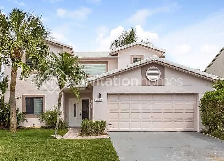 5756 Strawberry Lakes Cir — Photo 1