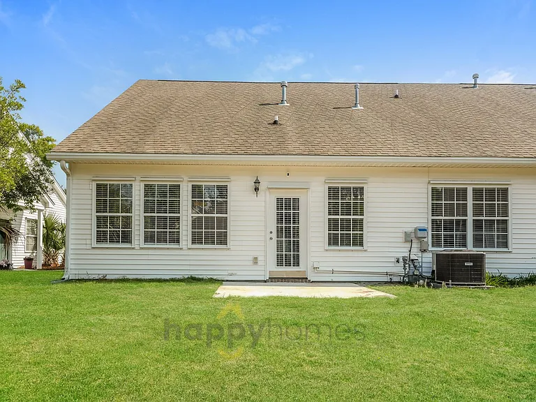 231 Xavier St — Photo 22