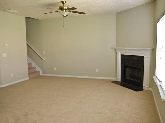 4th image of 55 Providence Oak Ct