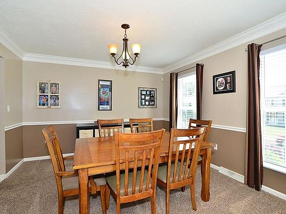 5th image of 705 Little Creek Ln