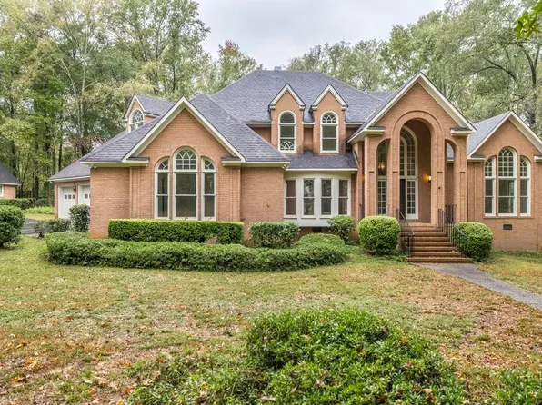 155 Howard Oaks Dr, Macon, GA 31210
