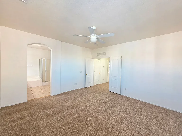 1886 E Don Carlos Ave #141 — Photo 28