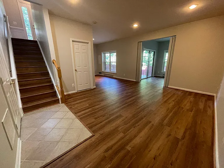 4091 Oak Village Ldg — Photo 29