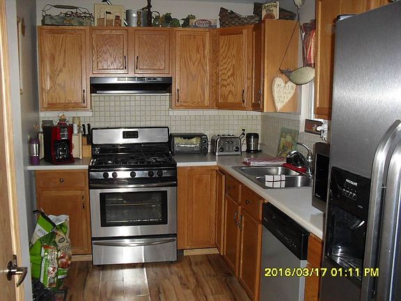 5th image of 1502 W Linden Ave