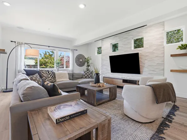 312 Corrillo Drive, San Rafael, CA 94903
