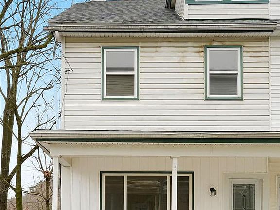3rd image of 242 Van Gelder St
