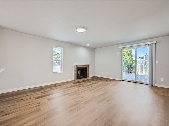 3rd image of 475 E North Bend Way #02f2e5121