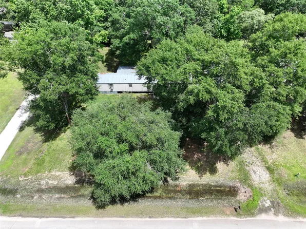 214 County Road 2800, Cleveland, TX 77327