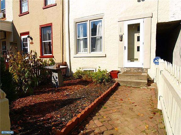 2nd image of 3609 Haywood St
