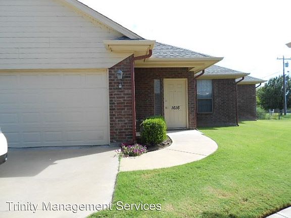 2nd image of 1616 Summer Hill Ct