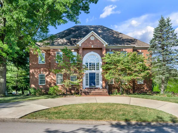 3613 Hidden Pond Rd, Lexington, KY 40502