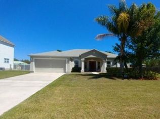 1204 W Weatherbee Rd, Fort Pierce, FL 34982