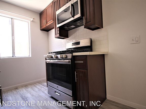 5th image of 126 & 130 San Pascual Ave #130-2