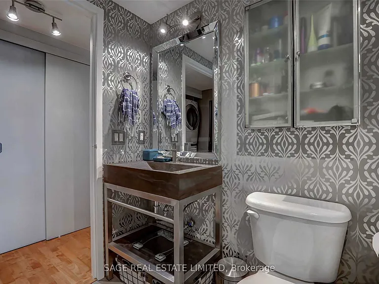 233 Carlaw Ave #509 — Photo 26