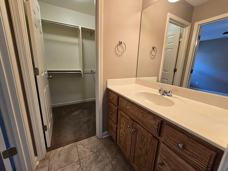 3513 Terrace Hill Ct — Photo 8
