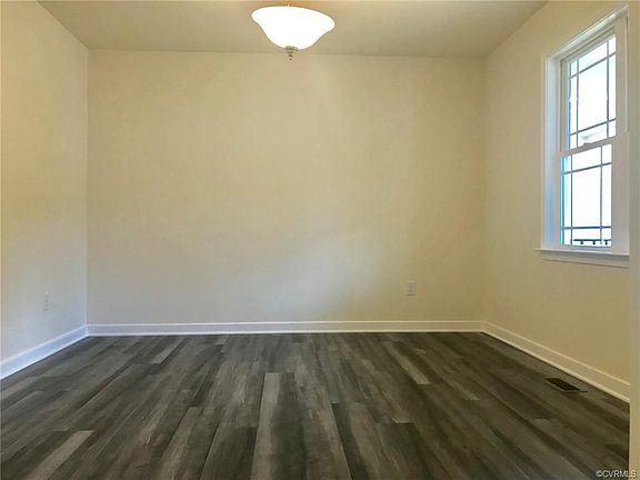 2nd image of 5960 Autumnleaf Dr