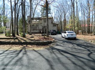 118 Hyland Dr, East Stroudsburg, PA