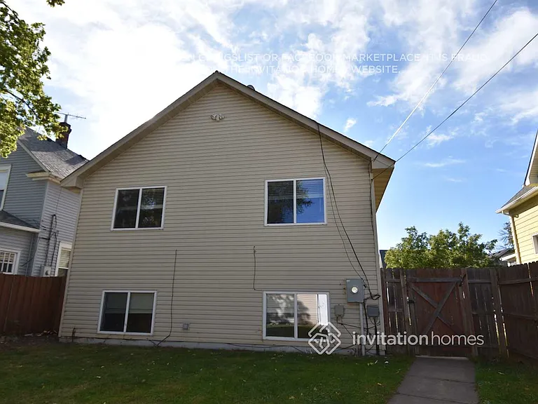 351 4th Ave S — Photo 15