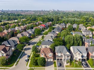 9 Black Bear Trl, Brampton, ON L6Y5L2