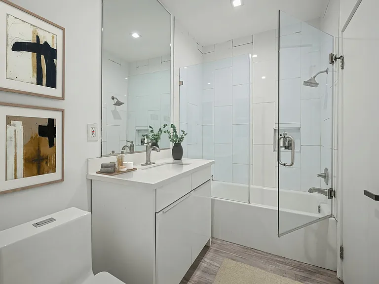 627 Brittania St #629 — Photo 15