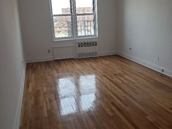 4th image of 2355 E 12th St APT 5G