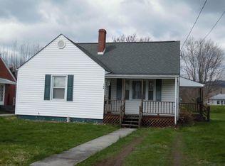 109 Roberta St, Narrows, VA 24124