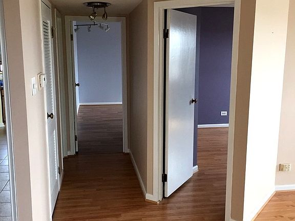 4th image of 1243 E Baldwin Ln Unit 608