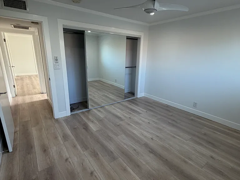 1200 Manhattan Beach Blvd #L — Photo 5