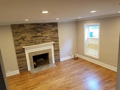 202 Green Bay Rd Photo 1