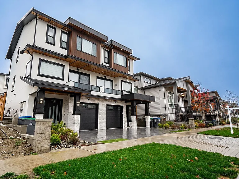166XX 18a Ave #UPPER AND MAIN — Photo 10