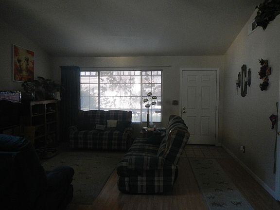 3rd image of 1250 Lloyd Thayer Cir
