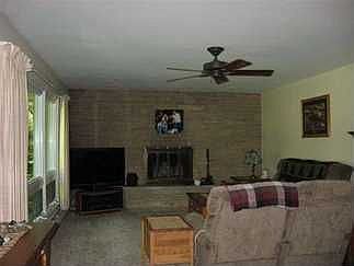 5th image of 9531 Bay Shore Dr