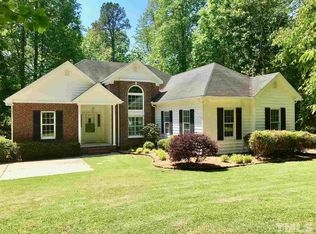 251 Tally Ho Dr, Selma, NC 27576