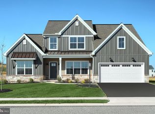 535 Coral Bells Dr, Mechanicsburg, PA 17055