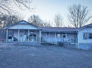 123 Grannys Branch Rd, Pineville, MO 64856