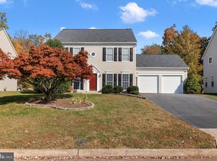 20984 Fowlers Mill Cir, Ashburn, VA 20147