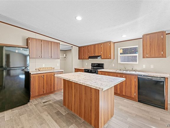 5th image of 14120 Snider Rd