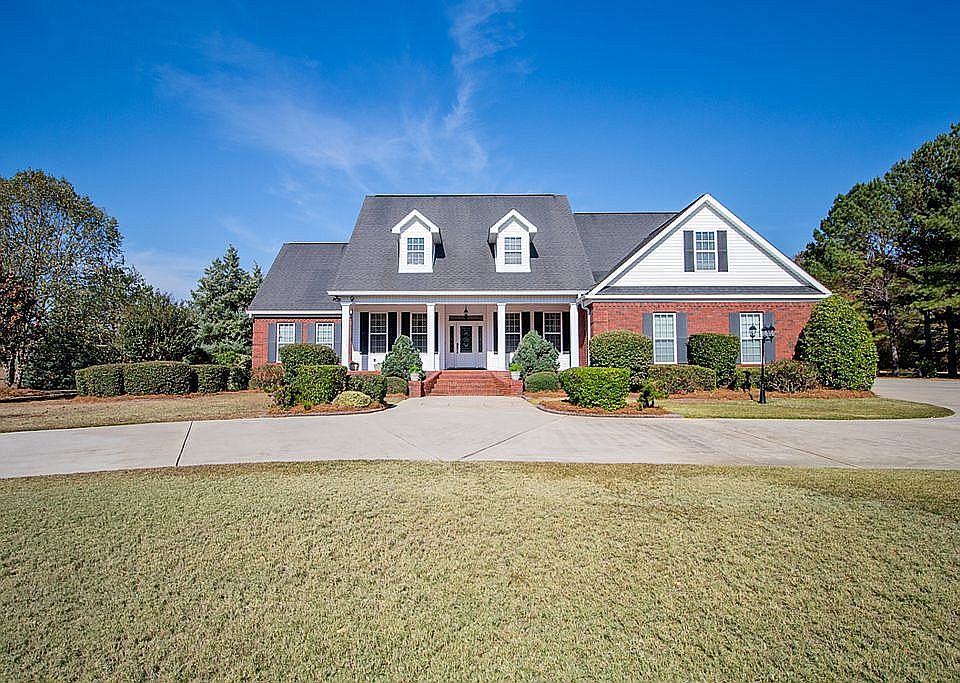 1st image of 110 Duskmoore Dr