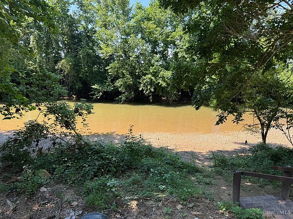 5th image of 31700 Dixon Mill Rd