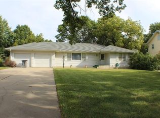 1106 W 15th Ave, Emporia, KS 66801