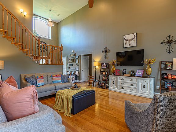 5th image of 9 Breckenridge Dr