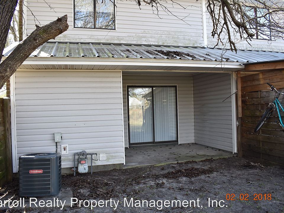 2nd image of 1203 Stephen Dr APT 4